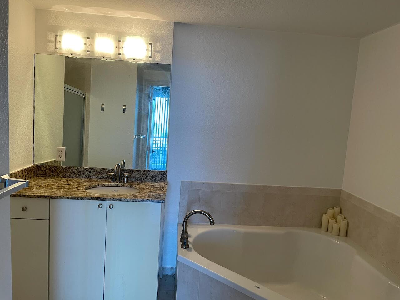 1830 Radius Drive # 307, Hollywood FL 33020 photo 3