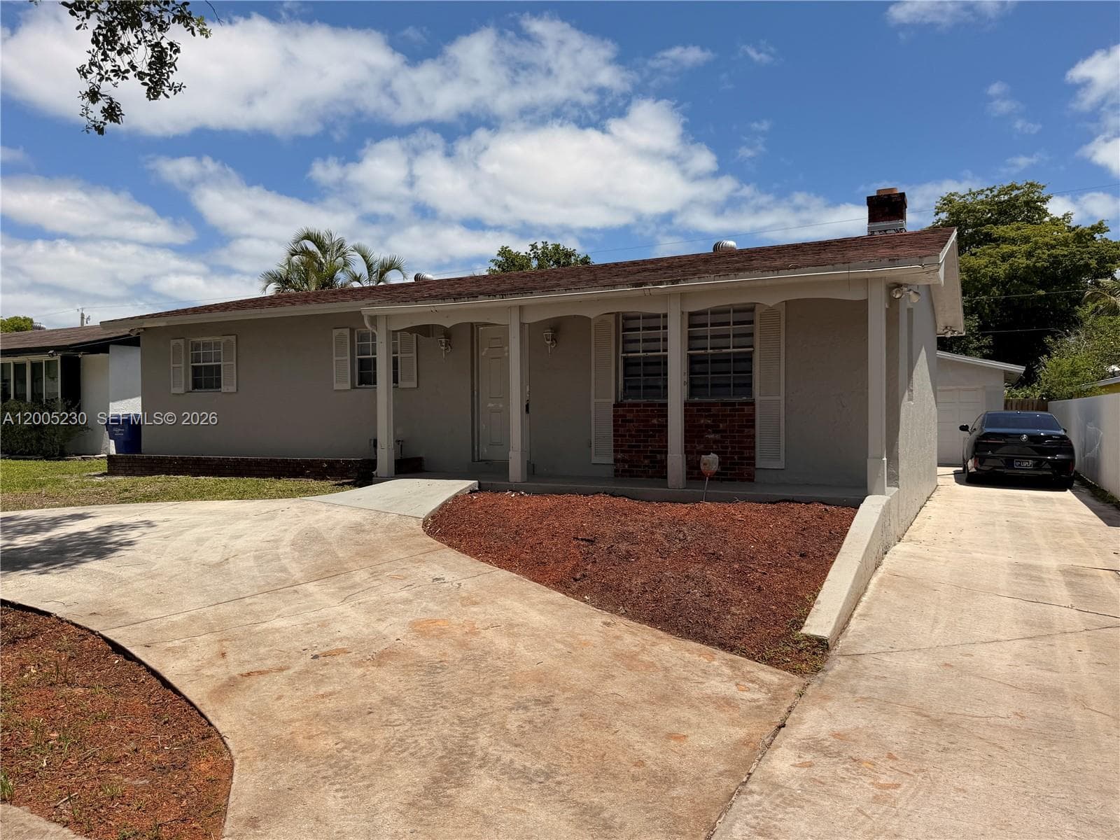 3011 N 74th Ave, Hollywood FL 33024 photo 2
