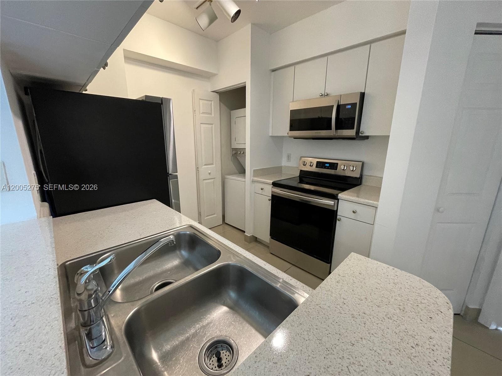 17100 N Bay Rd # 1517, Sunny Isles Beach FL 33160 photo 5