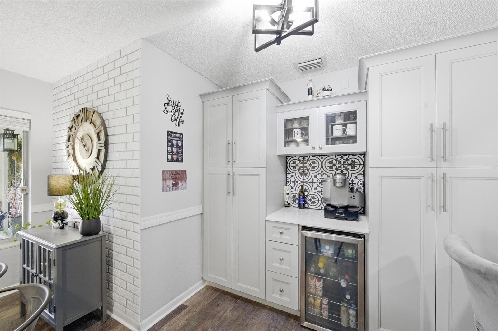 5883 La Paseos Drive # 2, FL 33463 photo 3