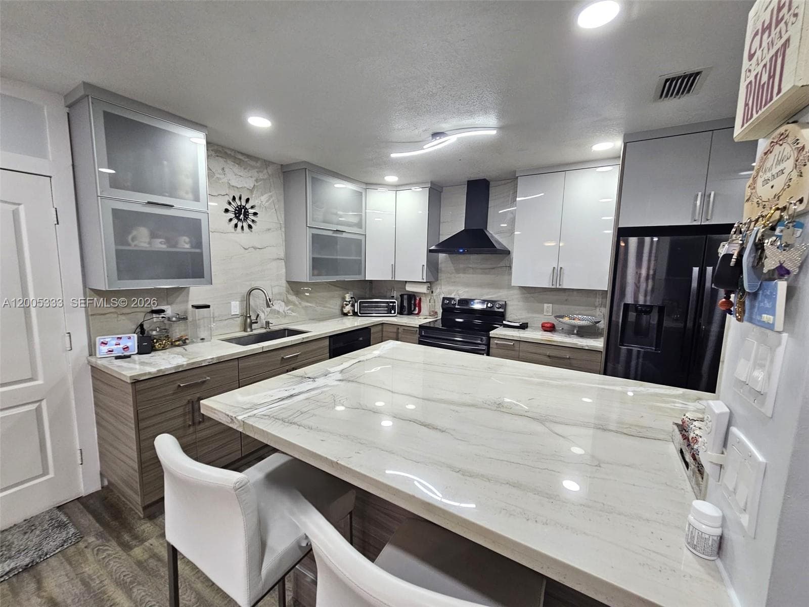 15429 SW 92nd St, Miami FL 33196