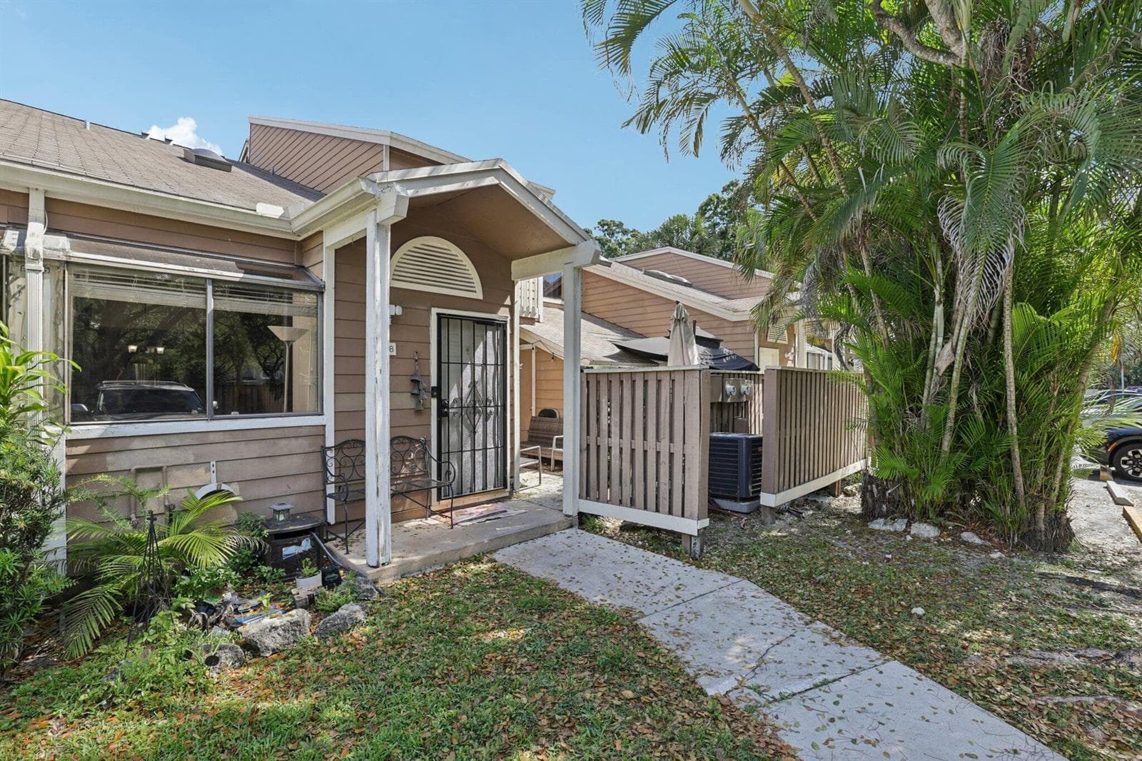 7208 Sportsmans Drive, North Lauderdale FL 33068 photo 4