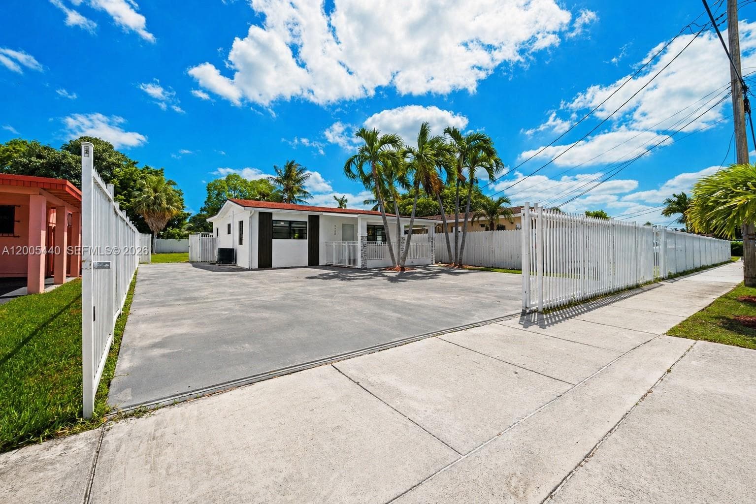 7120 SW 21st St, Miami FL 33155 photo 2