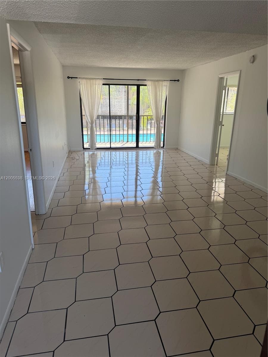 8415 SW 107th Ave # 208W, Miami FL 33173 photo 4