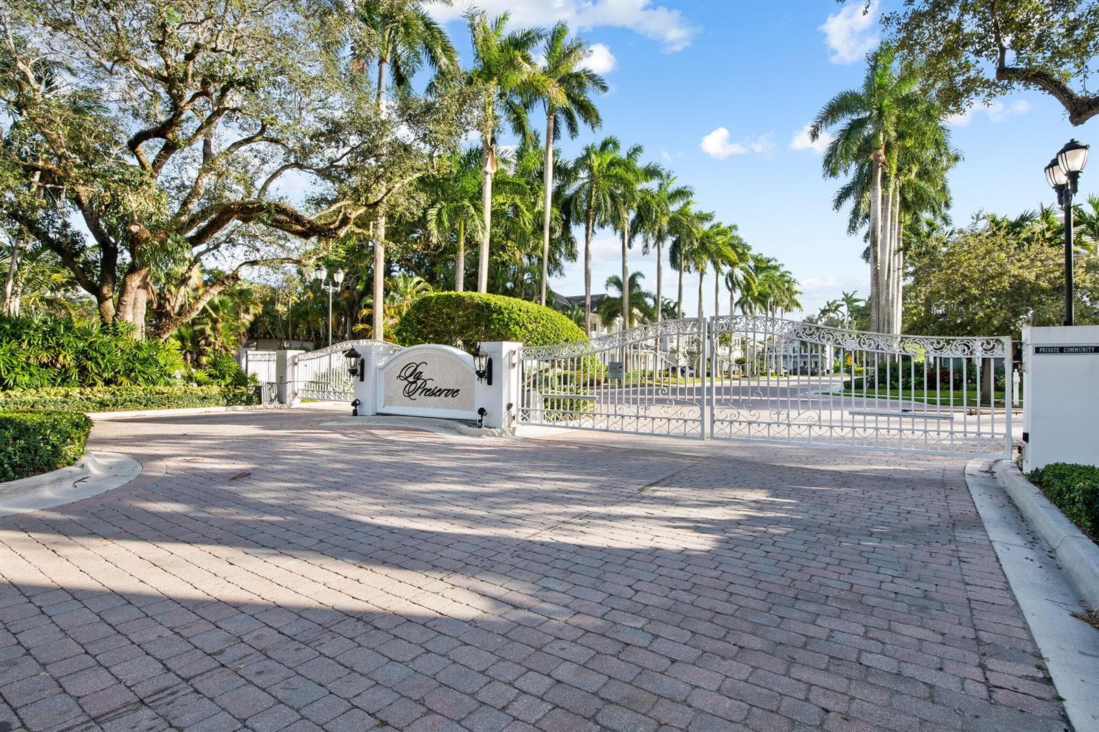 1421 SW 20th Court, Fort Lauderdale FL 33315 photo 2