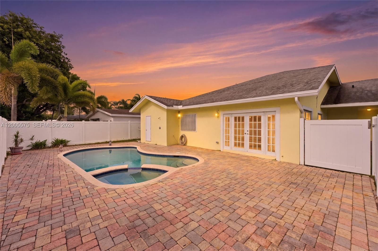 4361 NE 13th Ter, Oakland Park FL 33334 photo 3