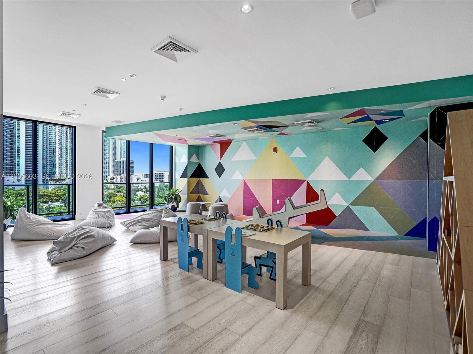 121 NE 34th St # 1806A, Miami, FL 33137 photo 5