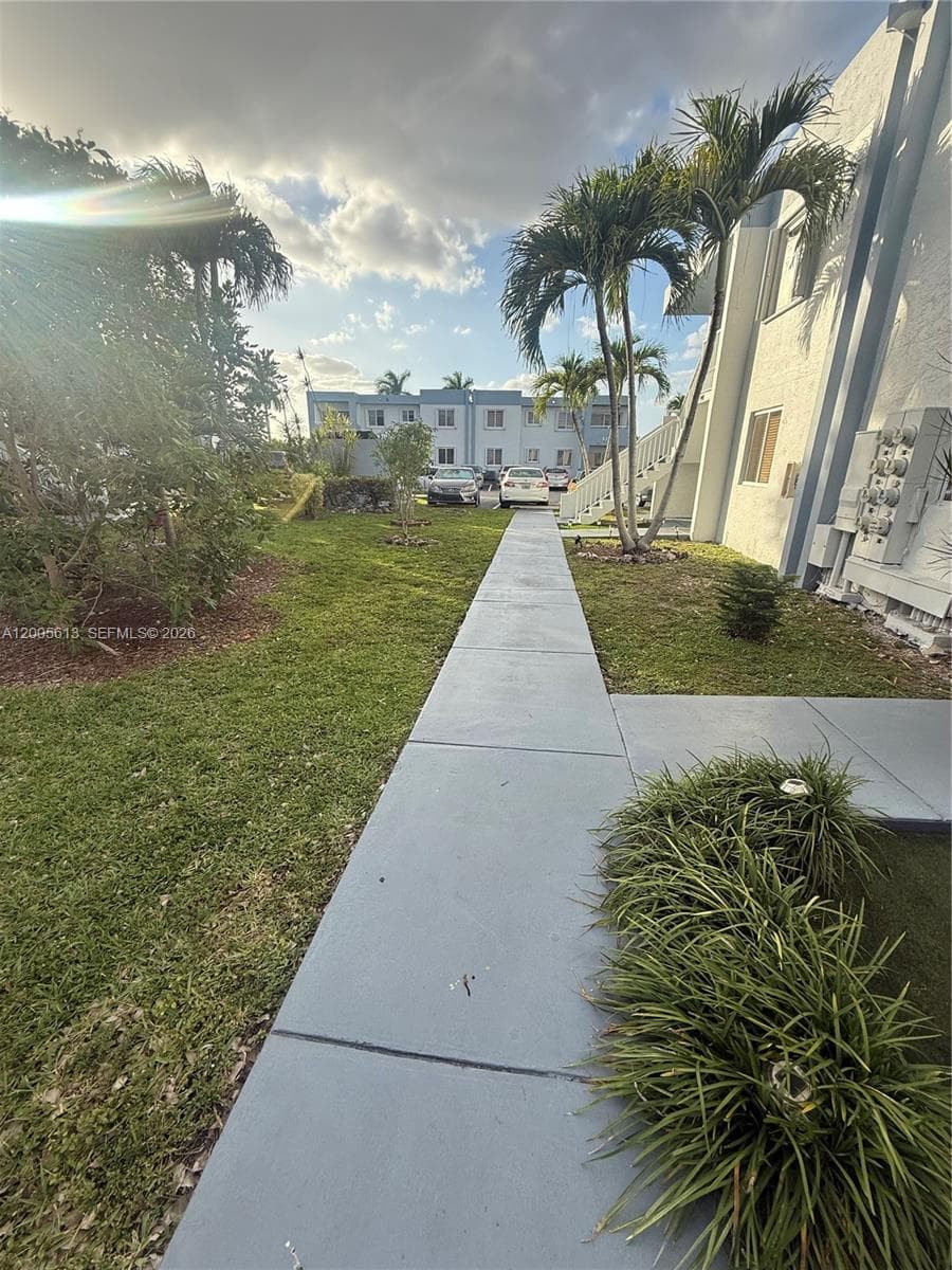 6219 SW 131st Pl # 204, Miami FL 33183 photo 4