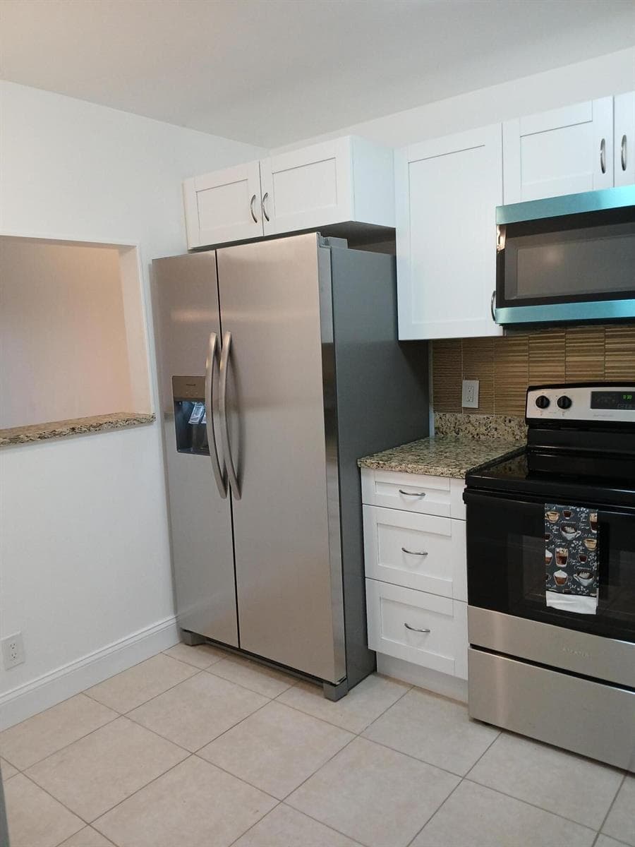 4760 Lucerne Lakes Boulevard W # 405, Lake Worth FL 33467 photo 5