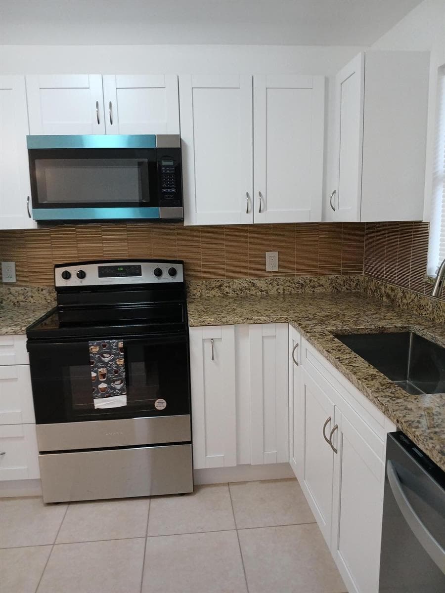 4760 Lucerne Lakes Boulevard W # 405, Lake Worth FL 33467 photo 4