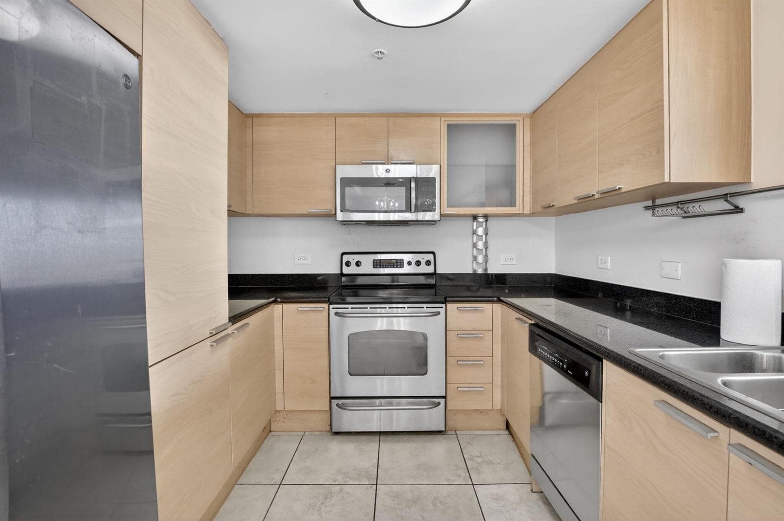 140 S Dixie Highway # 819, Hollywood FL 33020 photo 2