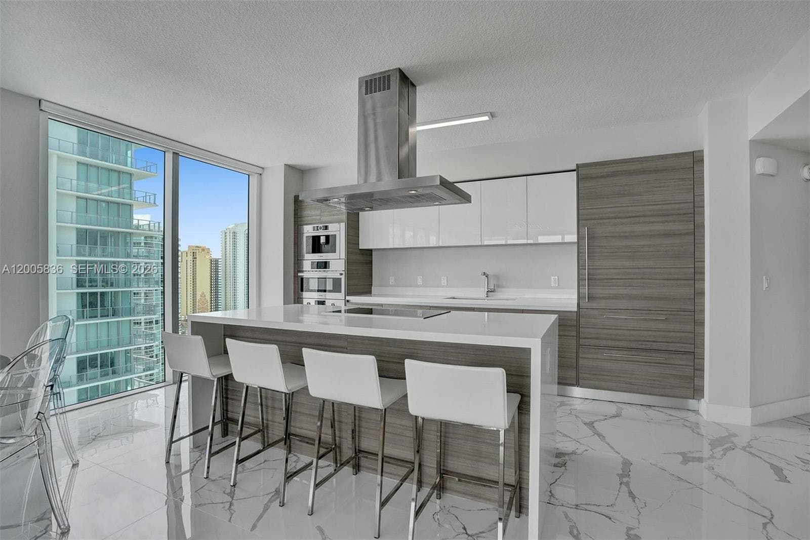 330 Sunny Isles Blvd # 2207, Sunny Isles Beach FL 33160 photo 3