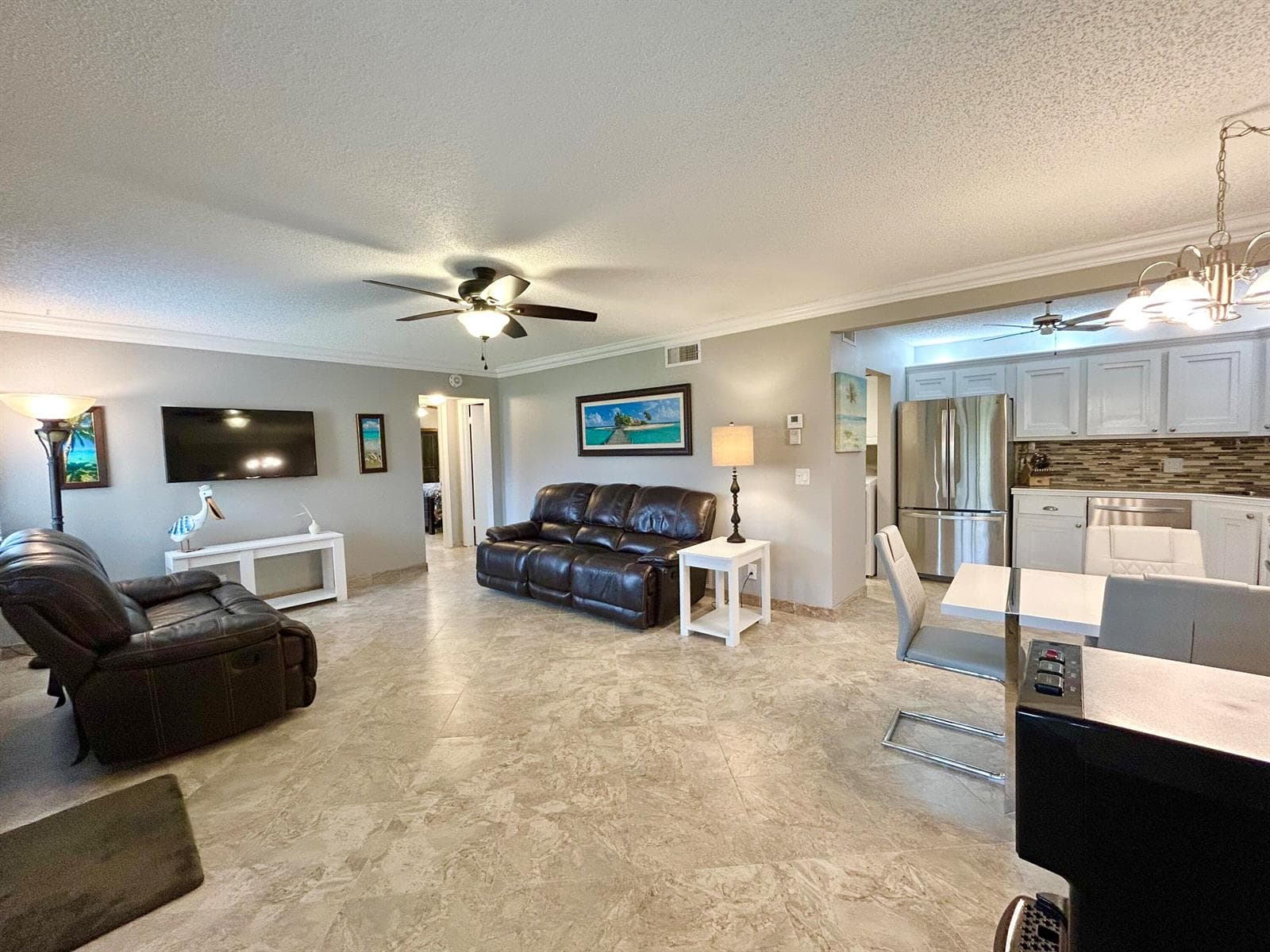 223 Pine Hov Circle # 2, FL 33463 photo 2
