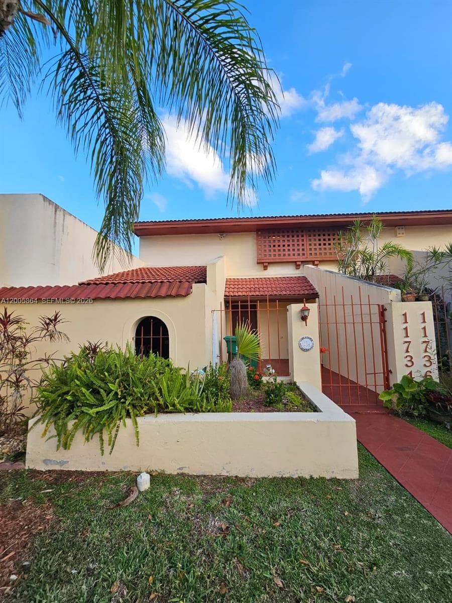 11734 SW 112th Ln, Miami FL 33186 photo 2