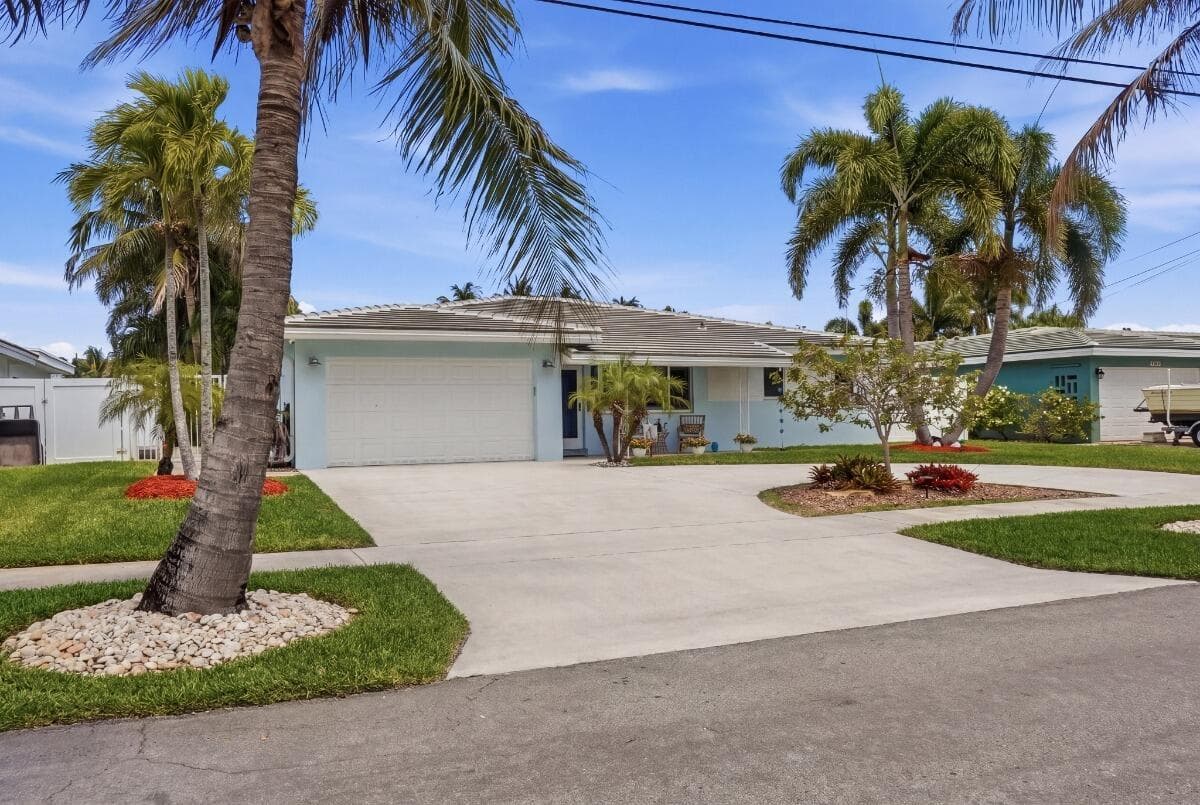 380 SE 5th Avenue, Pompano Beach FL 33060 photo 3