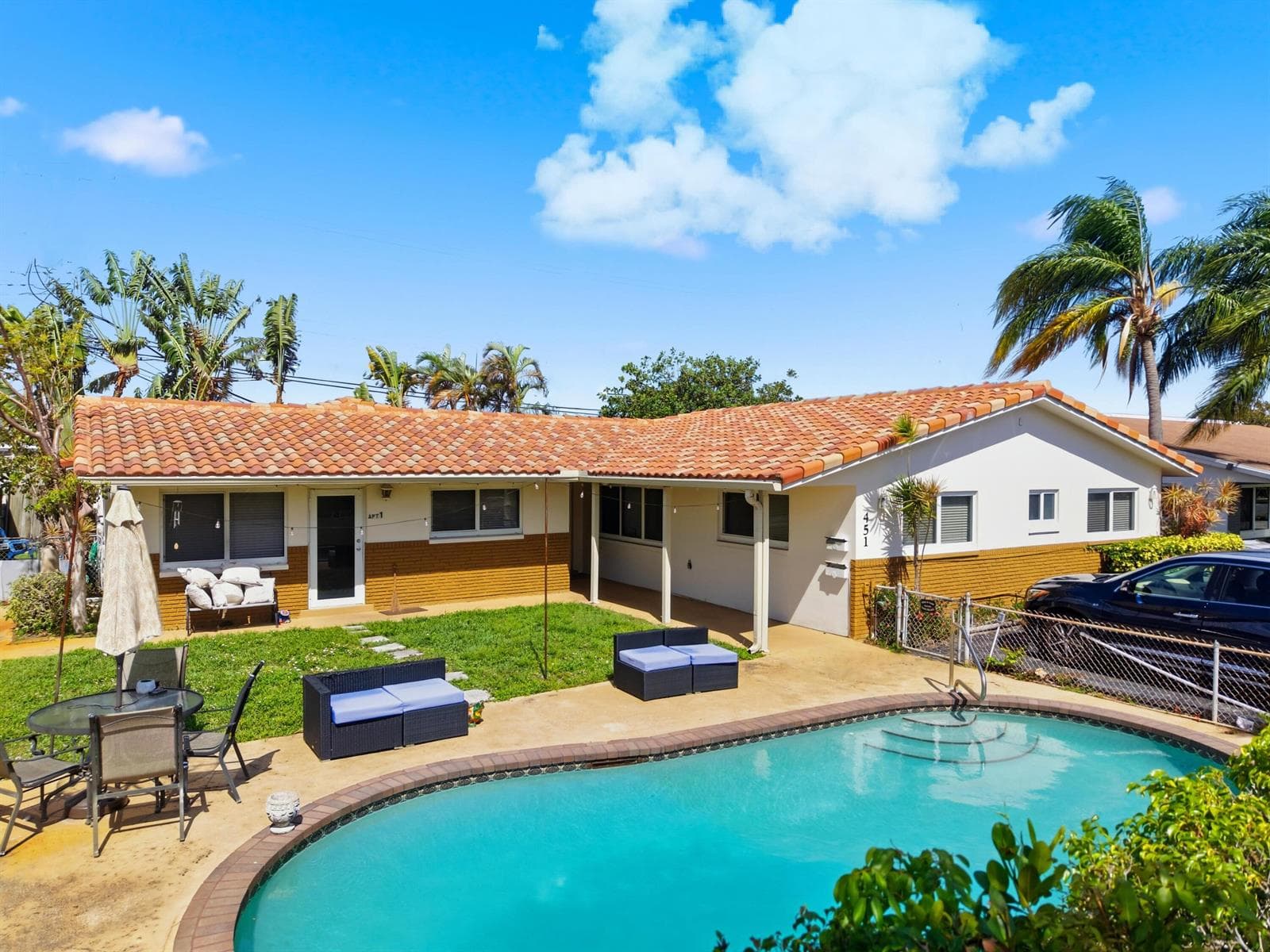 451 SE 1st Avenue # B, Pompano Beach FL 33060 photo 2