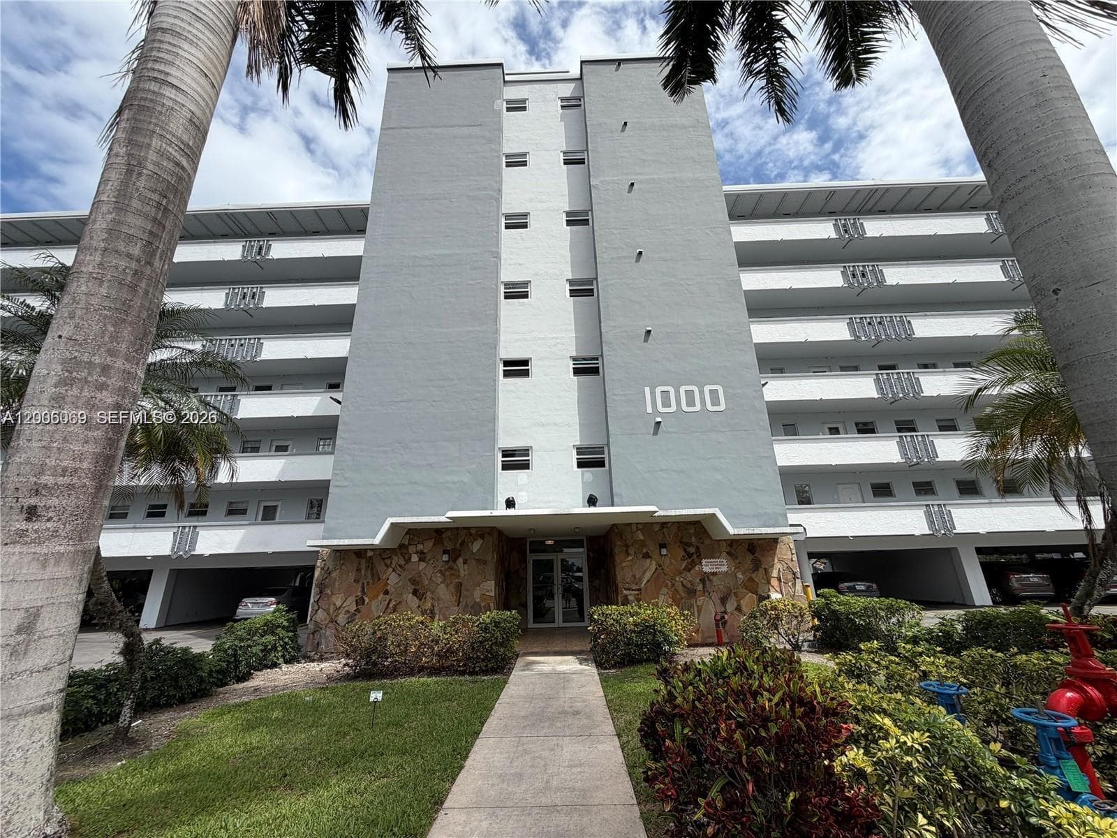 1000 NE 14th Ave # 210, Hallandale Beach FL 33009