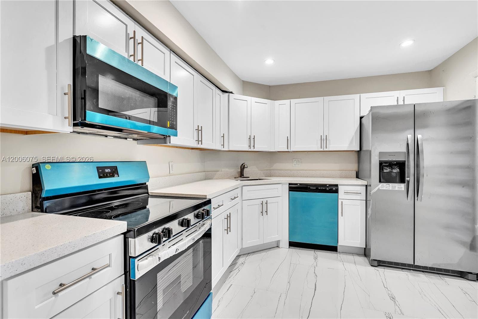 3360 Spanish Moss Ter # 305, Lauderhill FL 33319