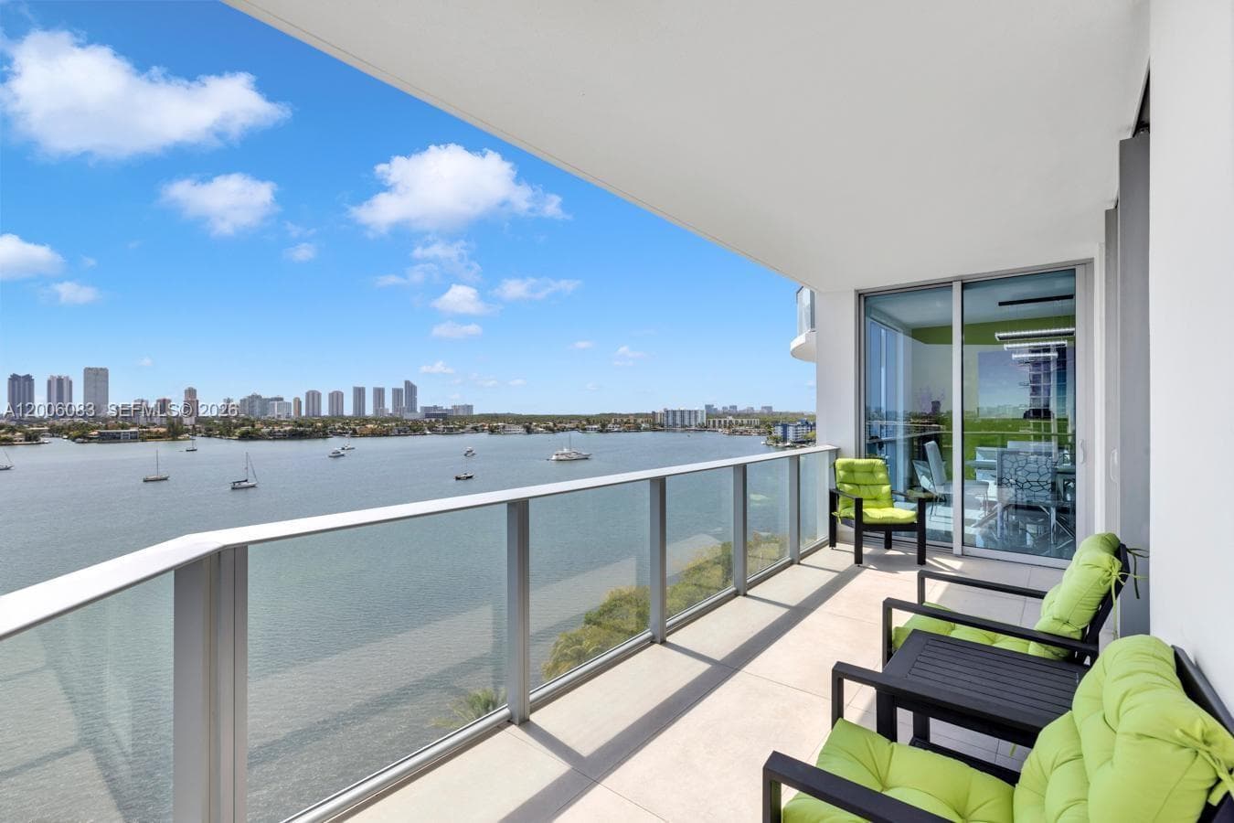 17111 Biscayne Blvd # 909, North Miami Beach FL 33160 photo 2