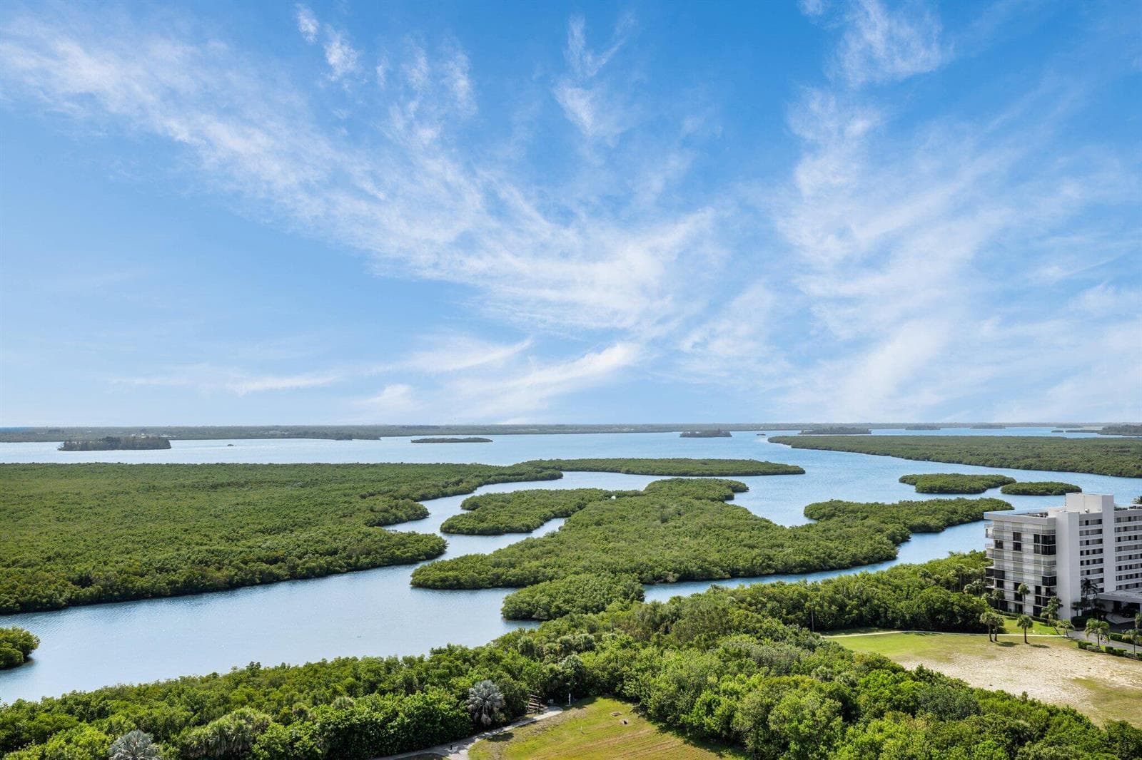 5049 N Hwy A1a # 1905, Hutchinson Island FL 34949