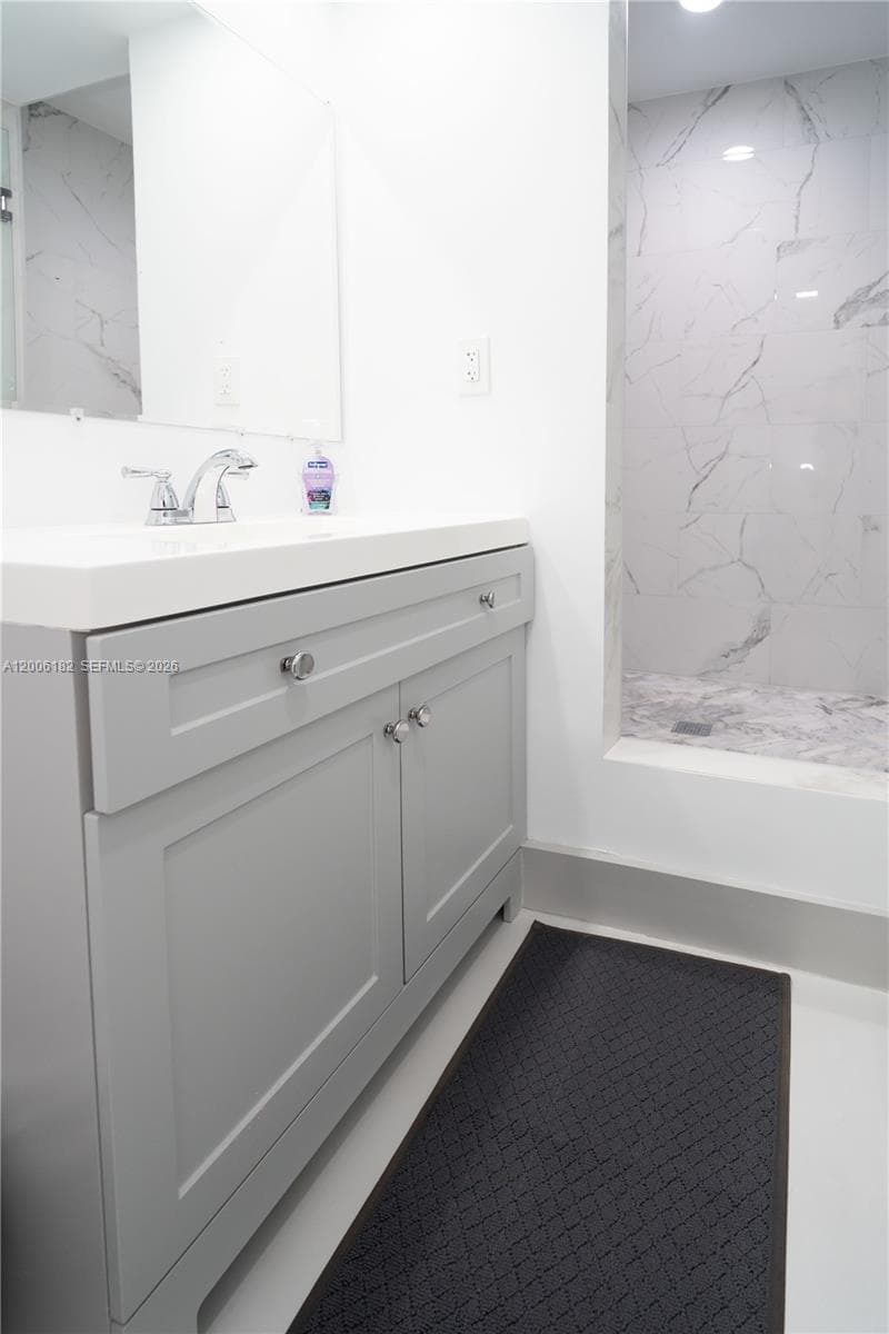 19707 Turnberry Way # 18C, Aventura FL 33180 photo 5