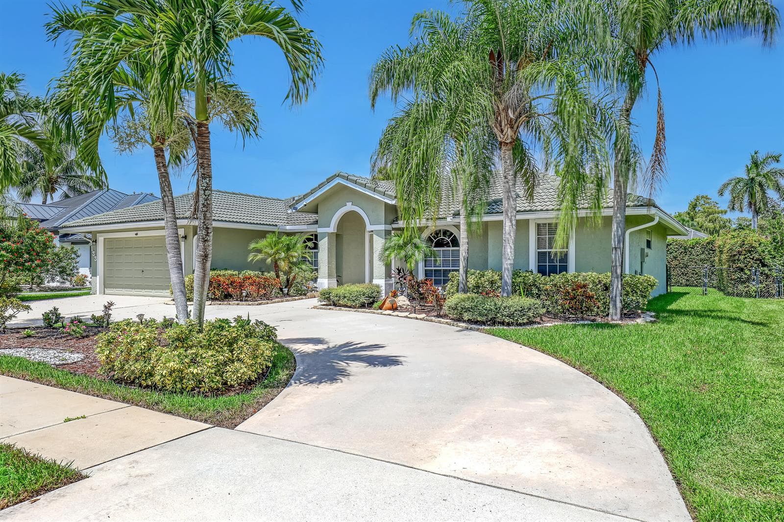 133 Black Olive Crescent, Royal Palm Beach FL 33411 photo 4