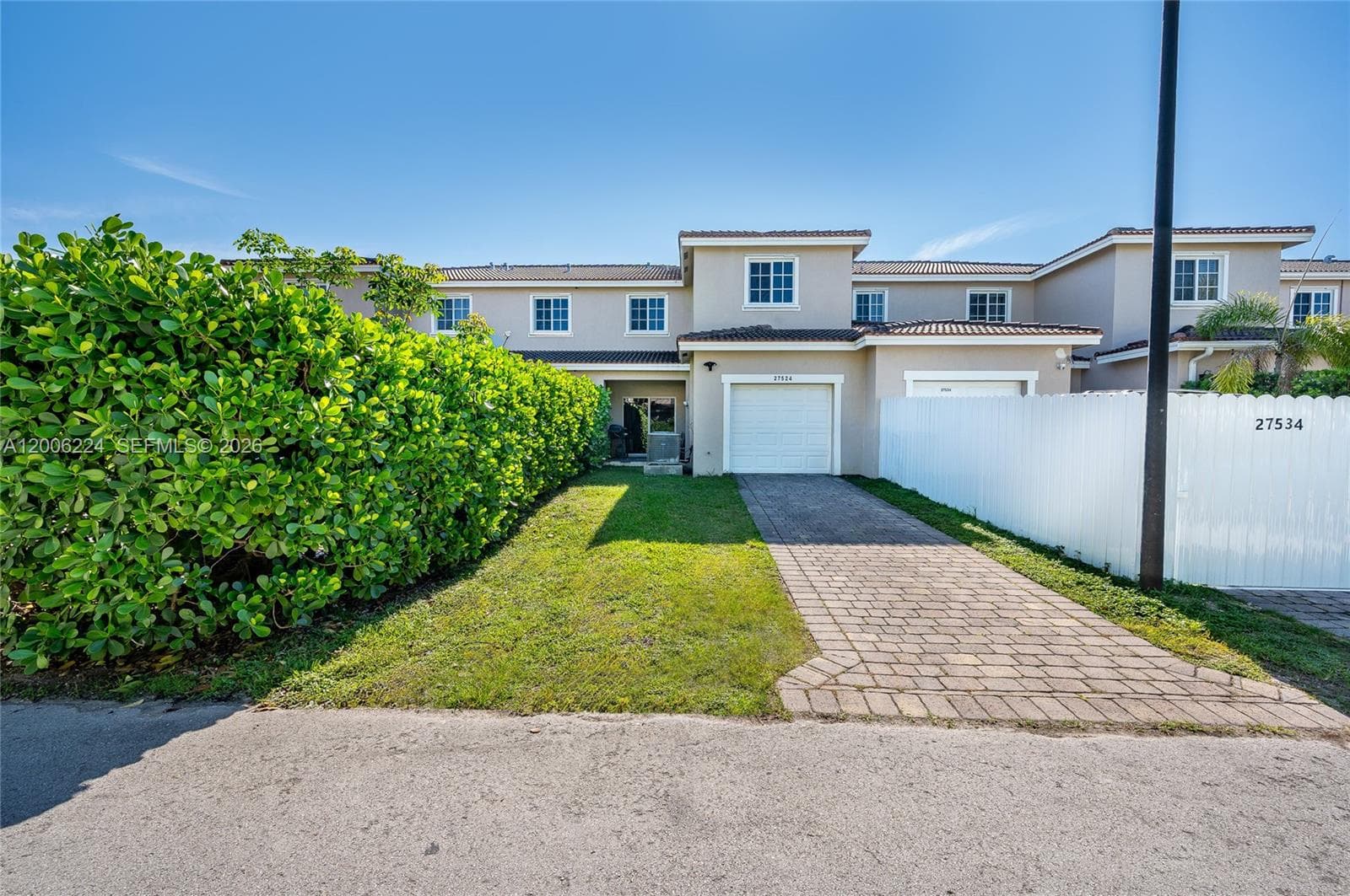 27524 SW 140th Ave, Homestead FL 33032 photo 2