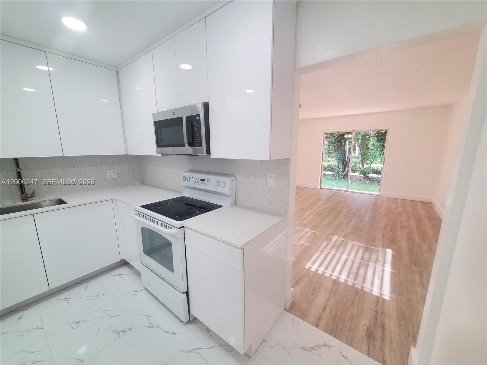 9203 NW 38th Dr # 2, Coral Springs FL 33065 photo 4