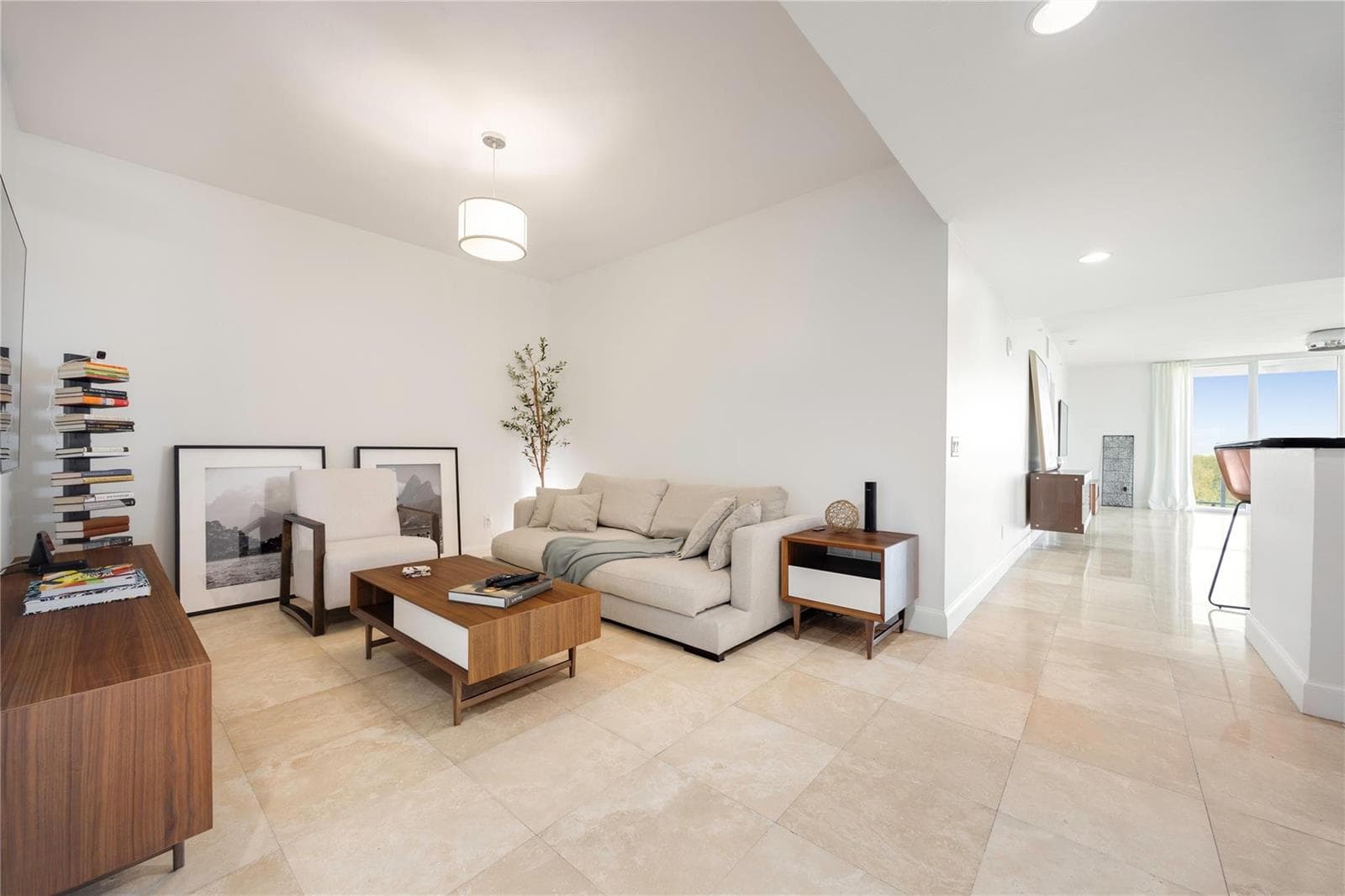 14951 Royal Oaks Lane # 1109, North Miami FL 33181 photo 4