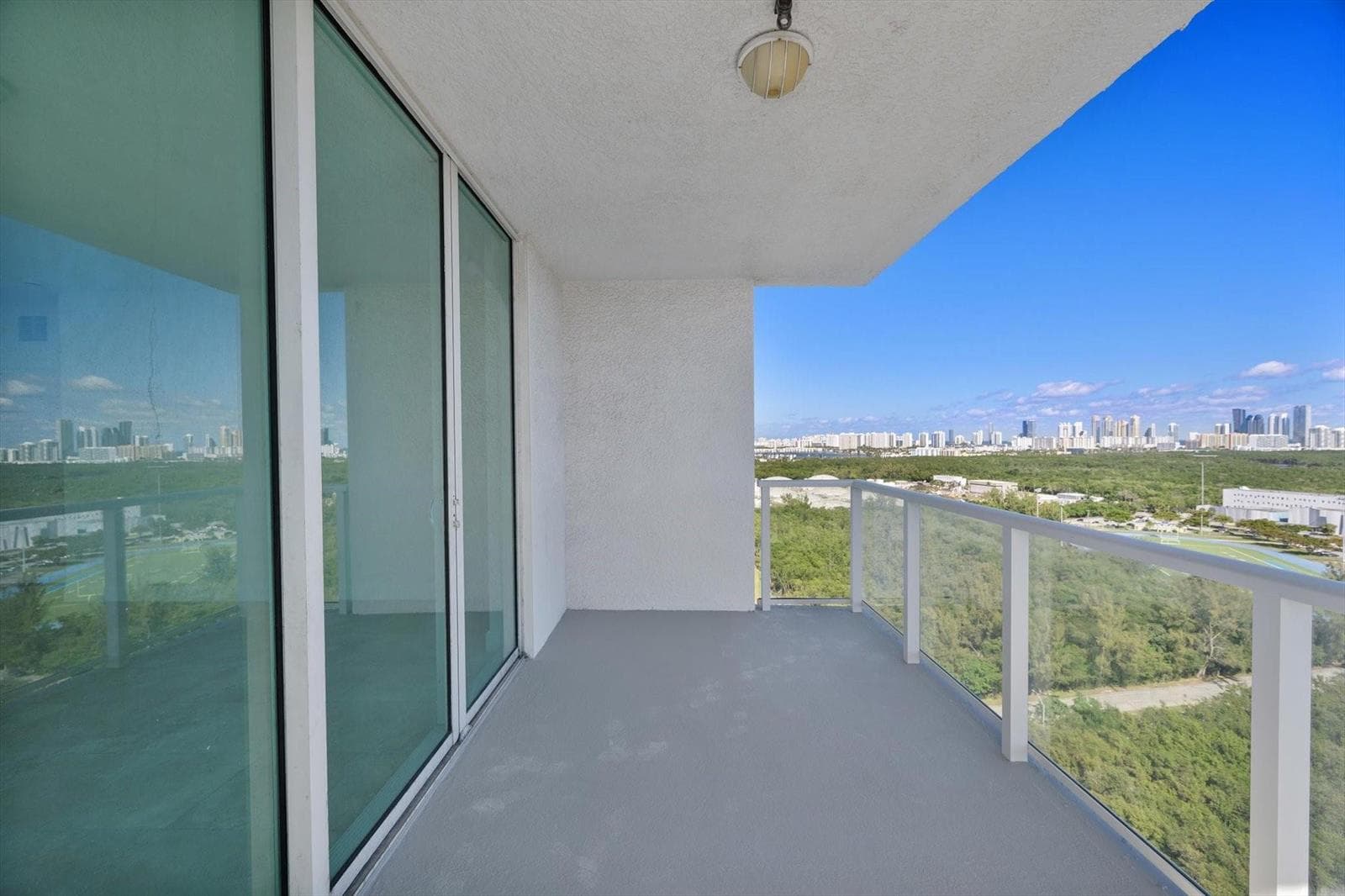 15051 Royal Oaks Lane # 2106, North Miami FL 33181 photo 3