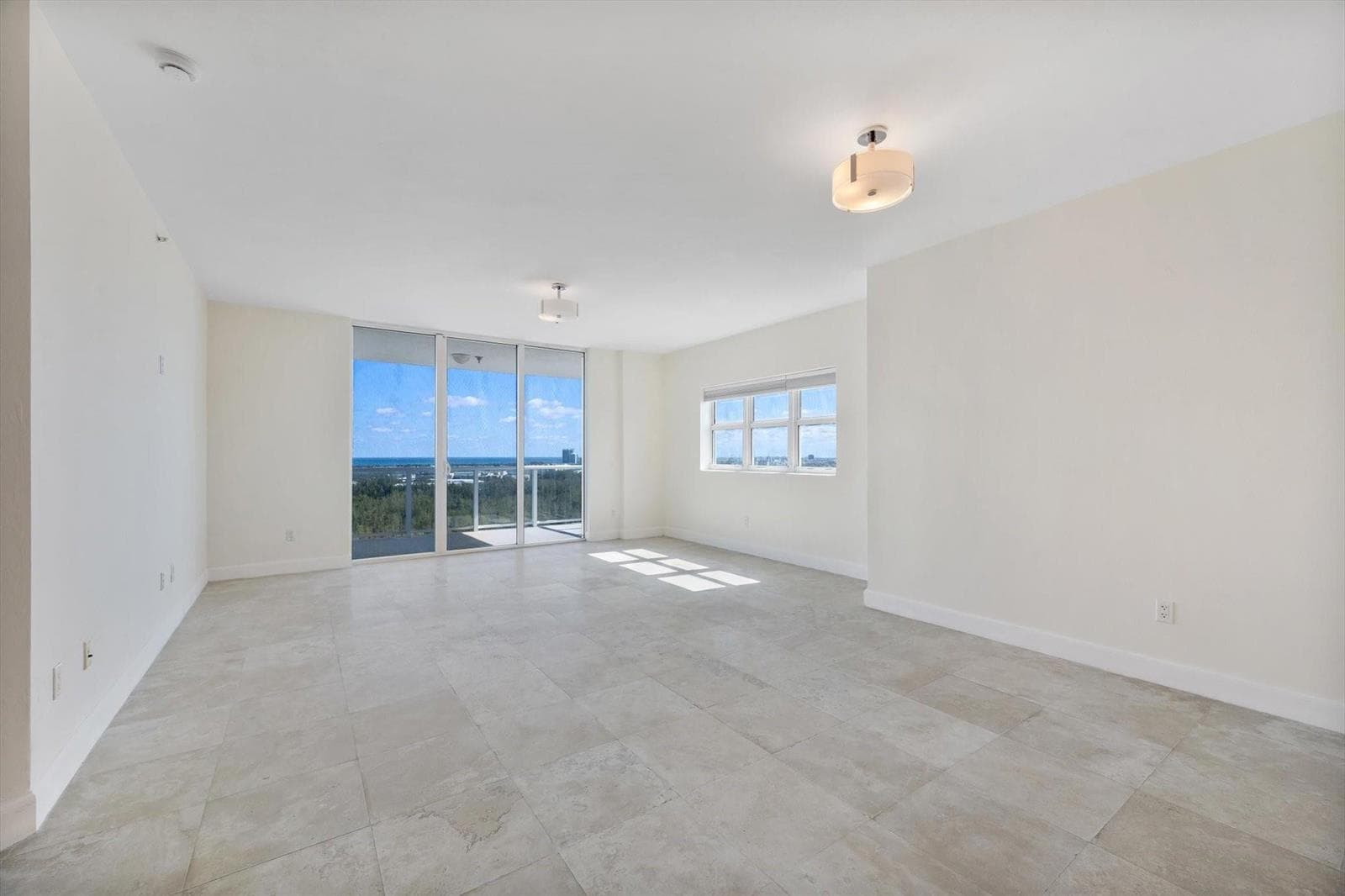 15051 Royal Oaks Lane # 2106, North Miami FL 33181 photo 4