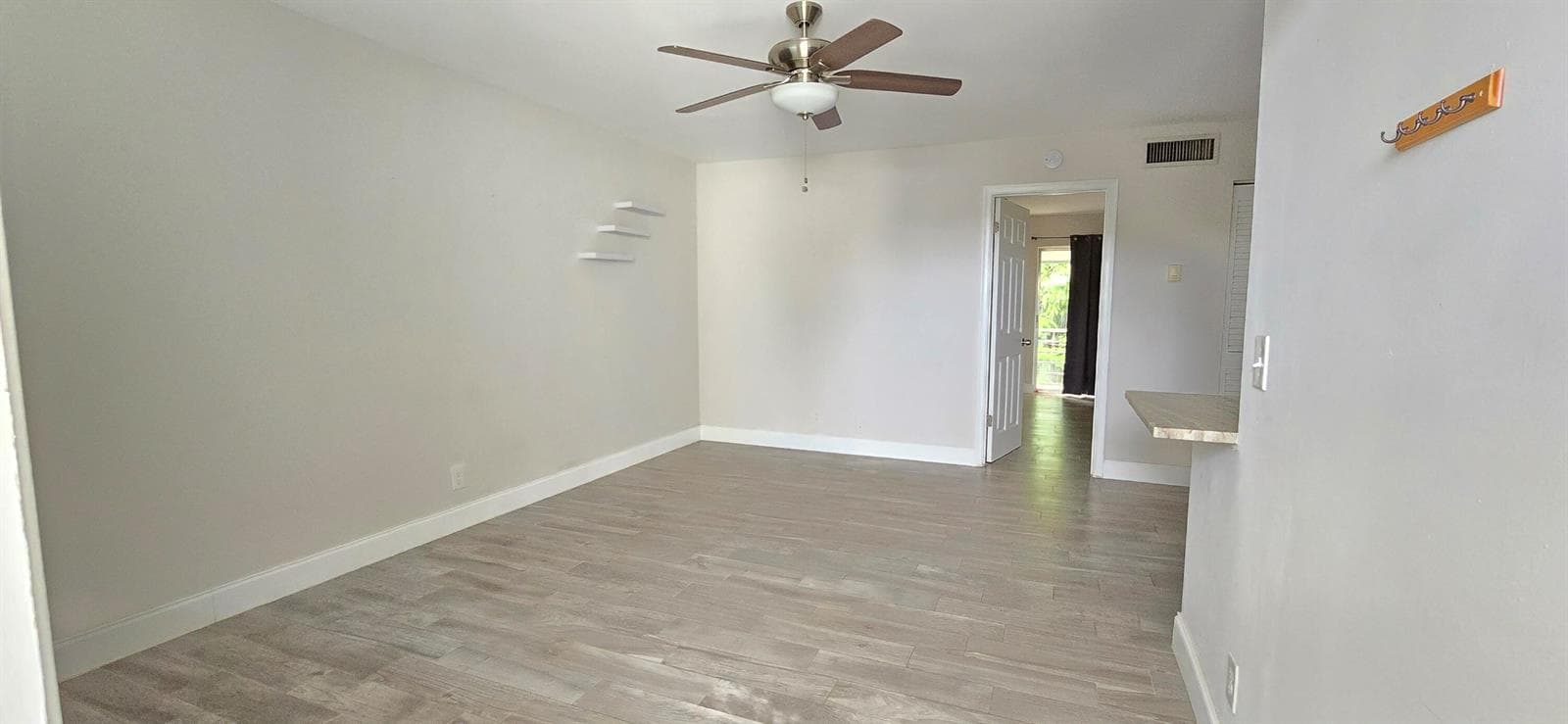 115 SW 1st Avenue # 7, Boynton Beach FL 33435 photo 2
