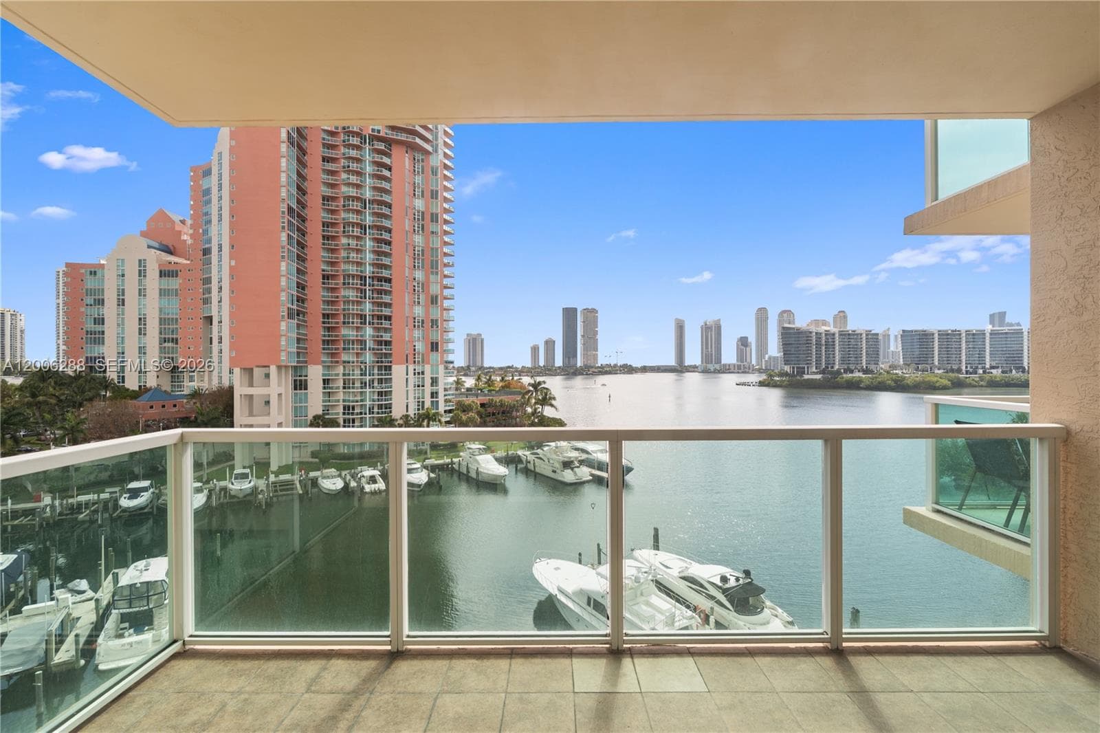 3330 NE 190th St # 712, Aventura FL 33180