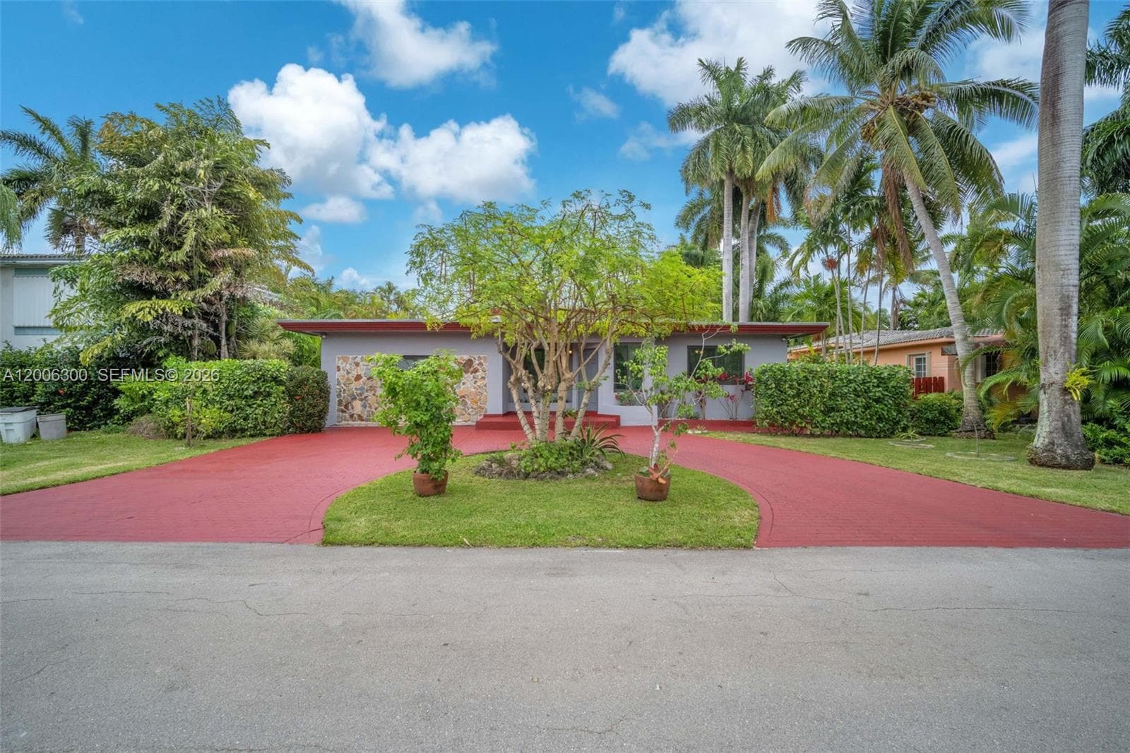 7701 Center Bay Dr, North Bay Village FL 33141 photo 3