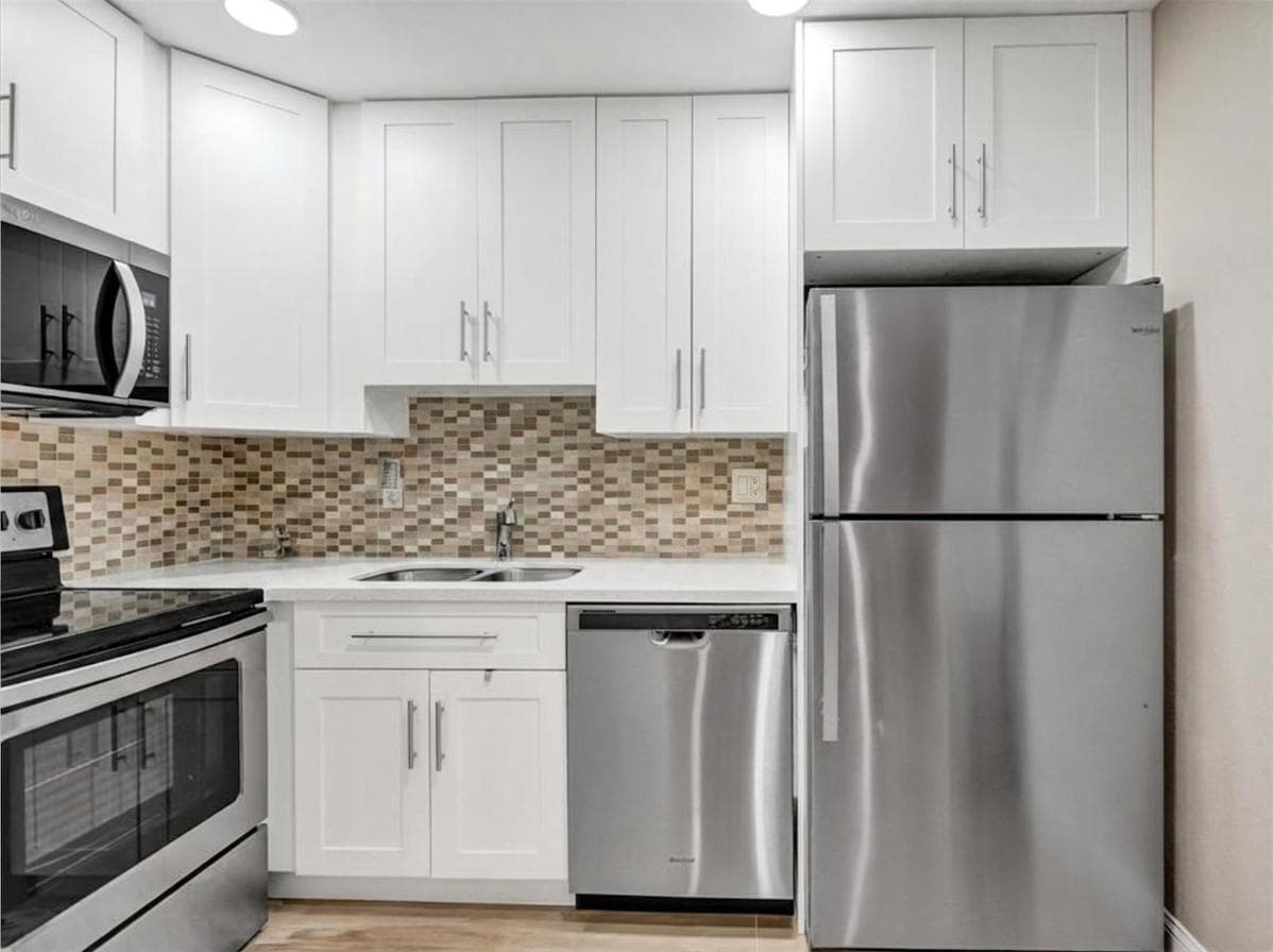 4980 E Sabal Palm Boulevard E # 124, Tamarac FL 33319 photo 3