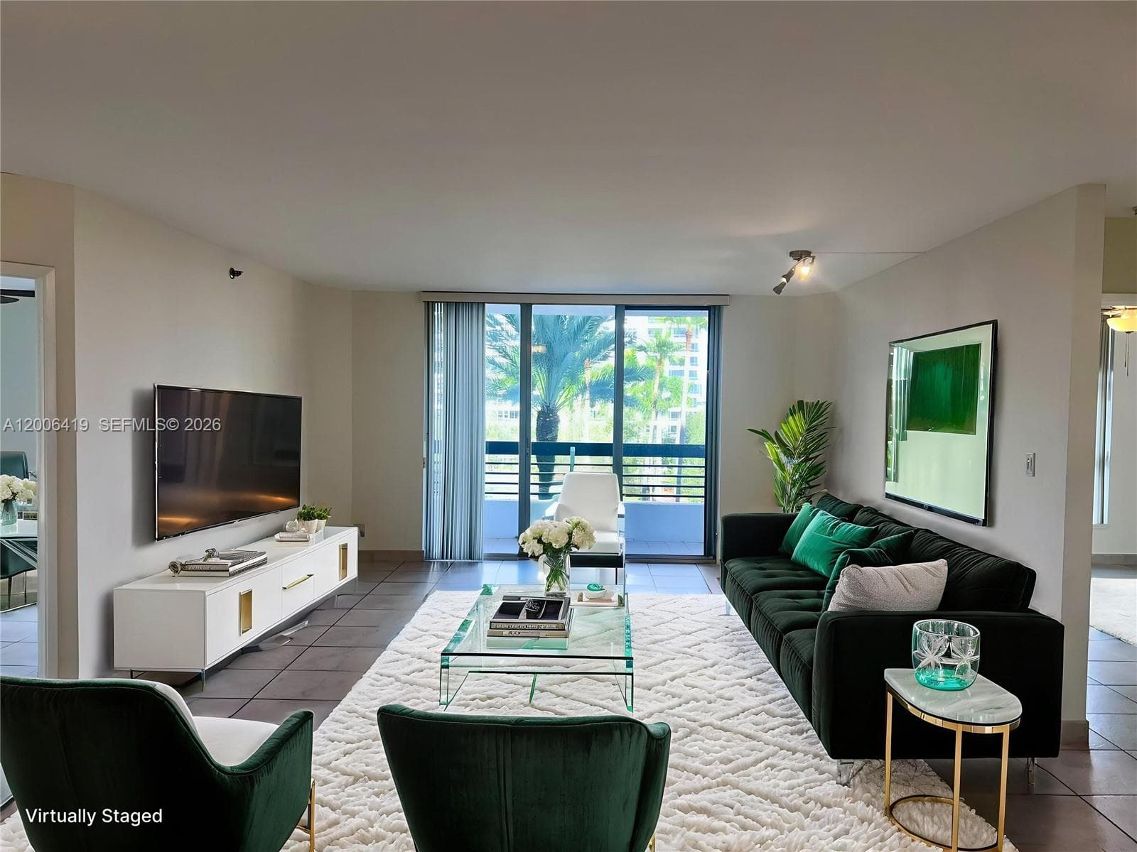 3600 Mystic Pointe Dr # 511, Aventura FL 33180