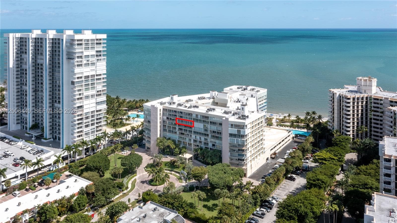 600 Grapetree Dr, Key Biscayne FL 33149 photo 2