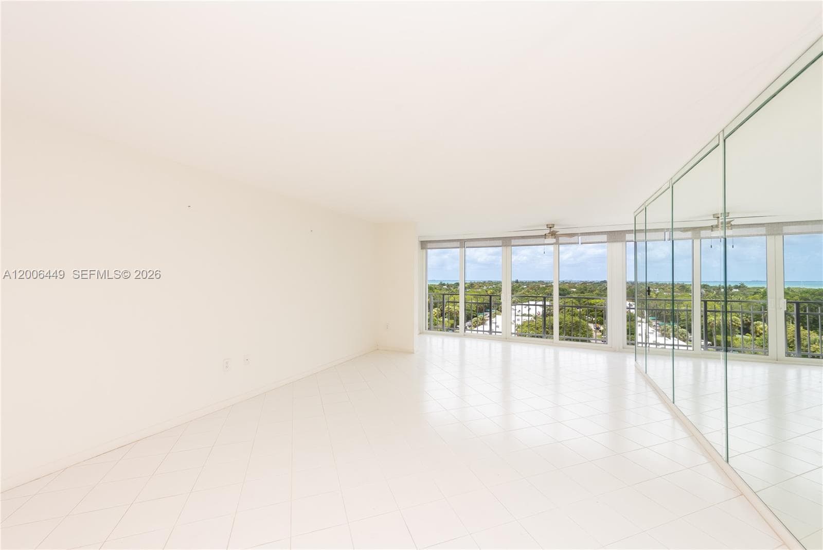 600 Grapetree Dr, Key Biscayne FL 33149 photo 3