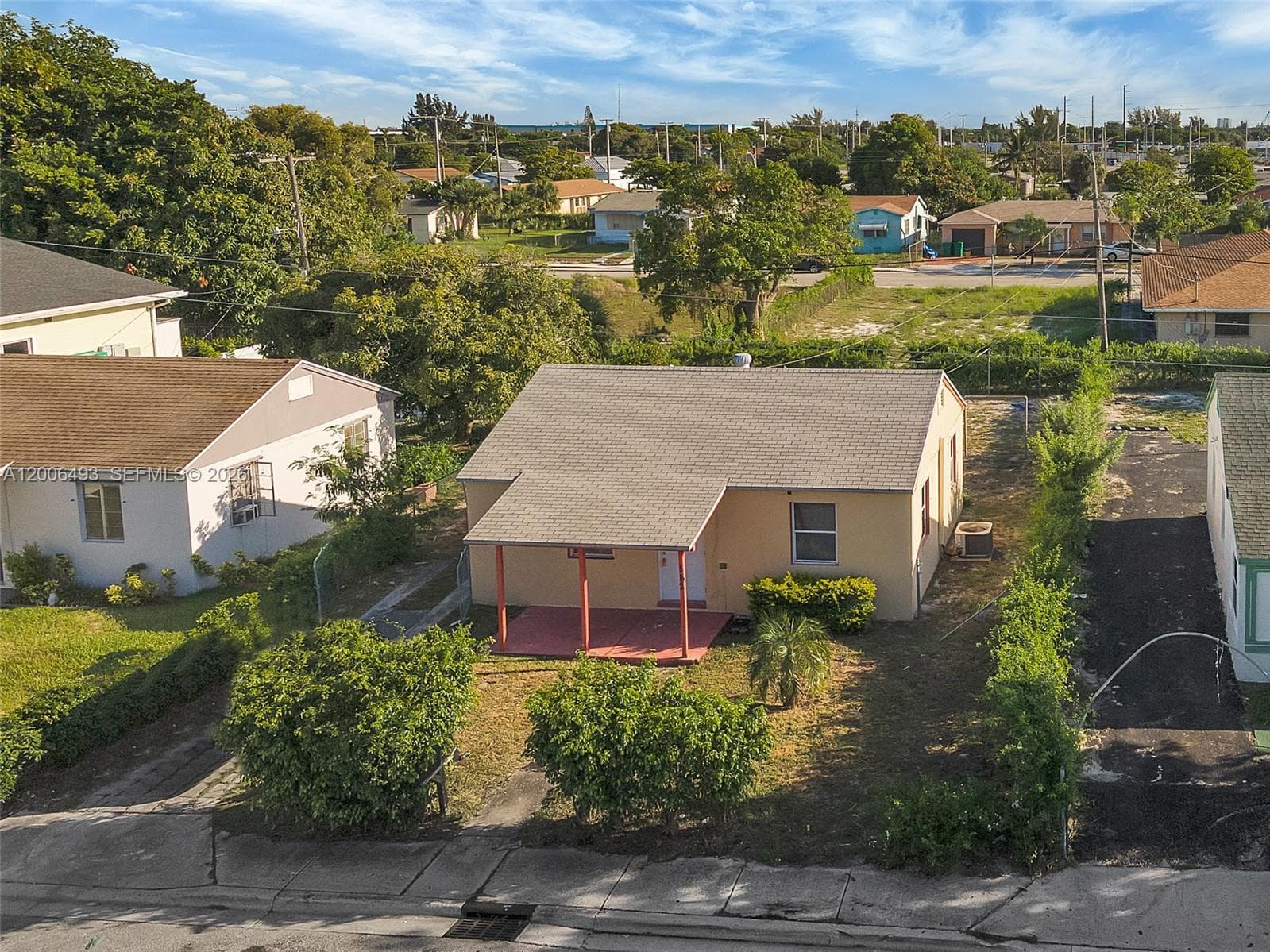 562 W 4th St, Riviera Beach FL 33404 photo 5