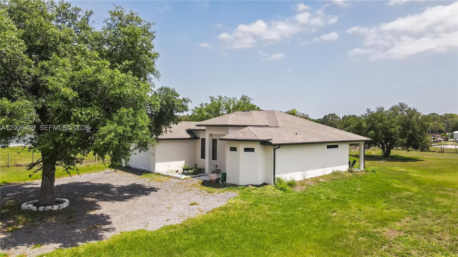 655 N Olivo ST, Clewiston FL 33440 photo 3