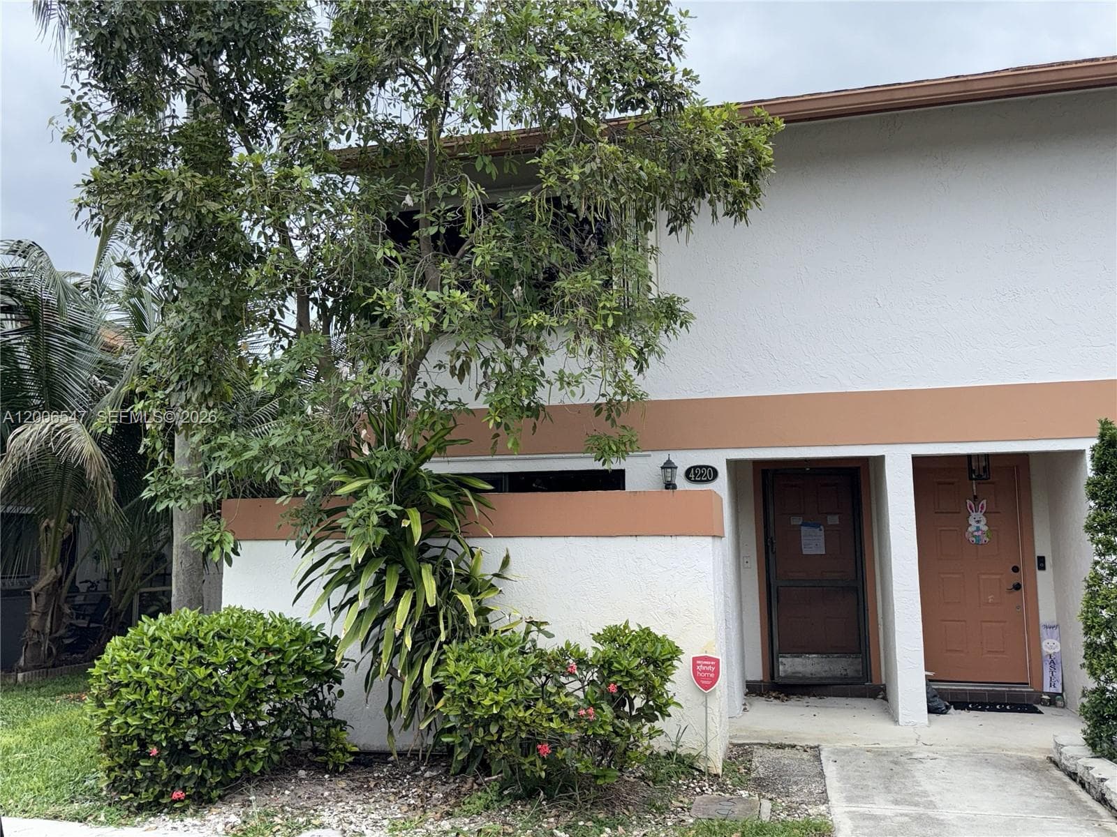 4220 SW 71st Way, Davie FL 33314