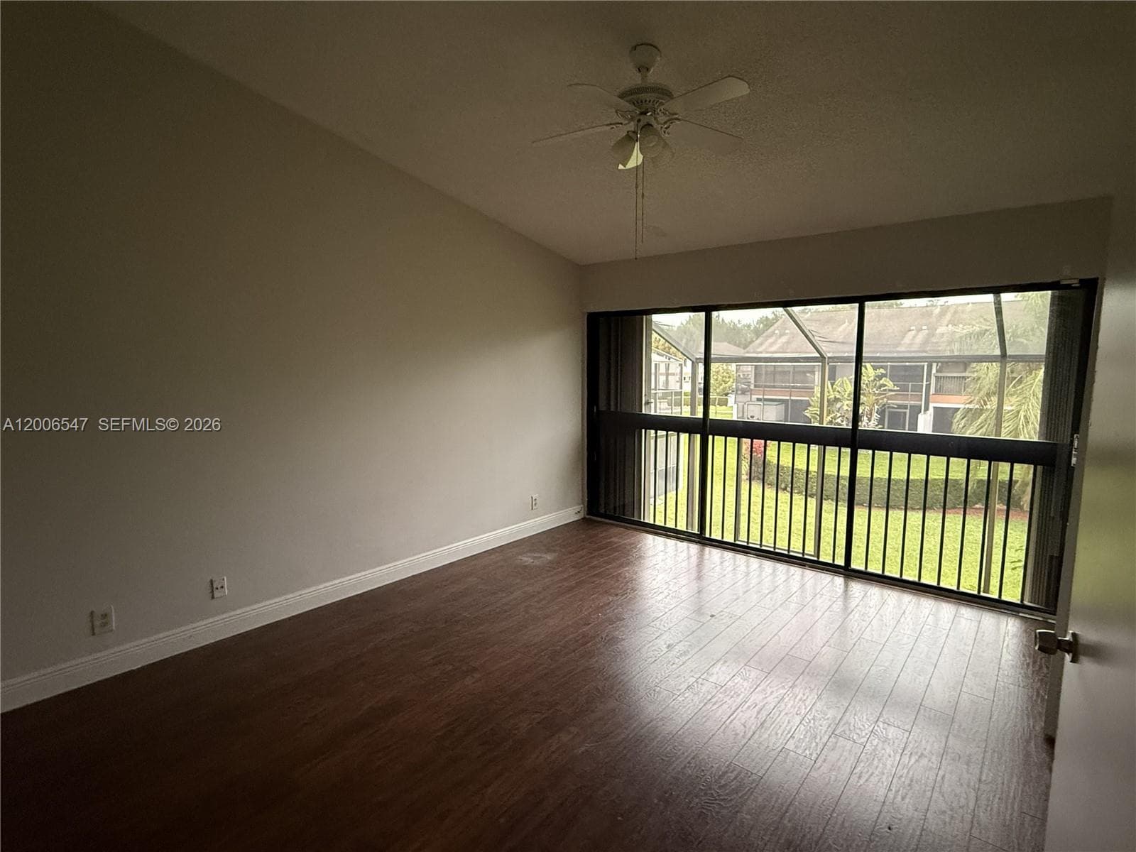 4220 SW 71st Way, Davie FL 33314 photo 4