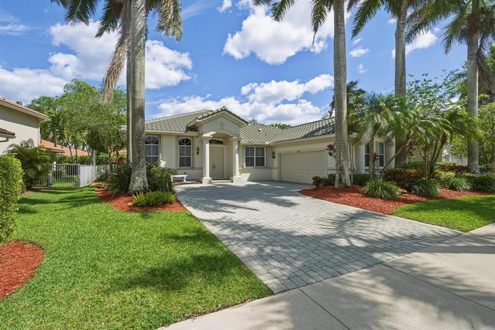 2053 Quail Roost Drive, Weston FL 33327 photo 2