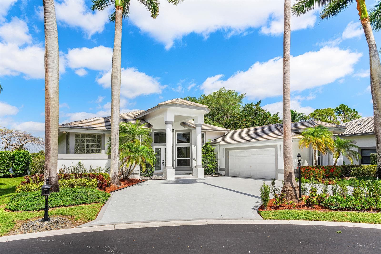 6419 NW 99th Drive, Parkland FL 33076 photo 2