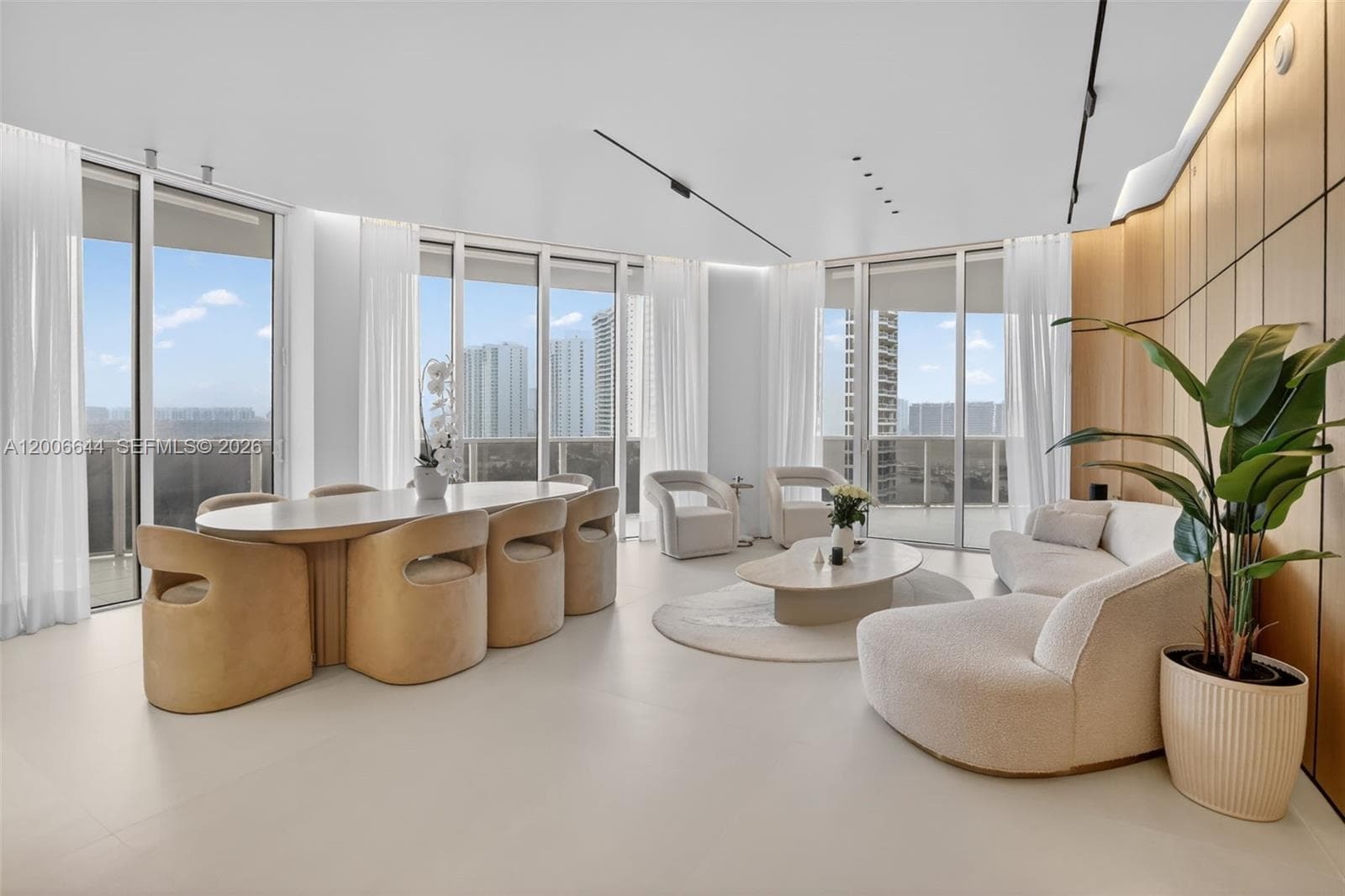 4100 Island Blvd # 904, Aventura FL 33160 photo 3