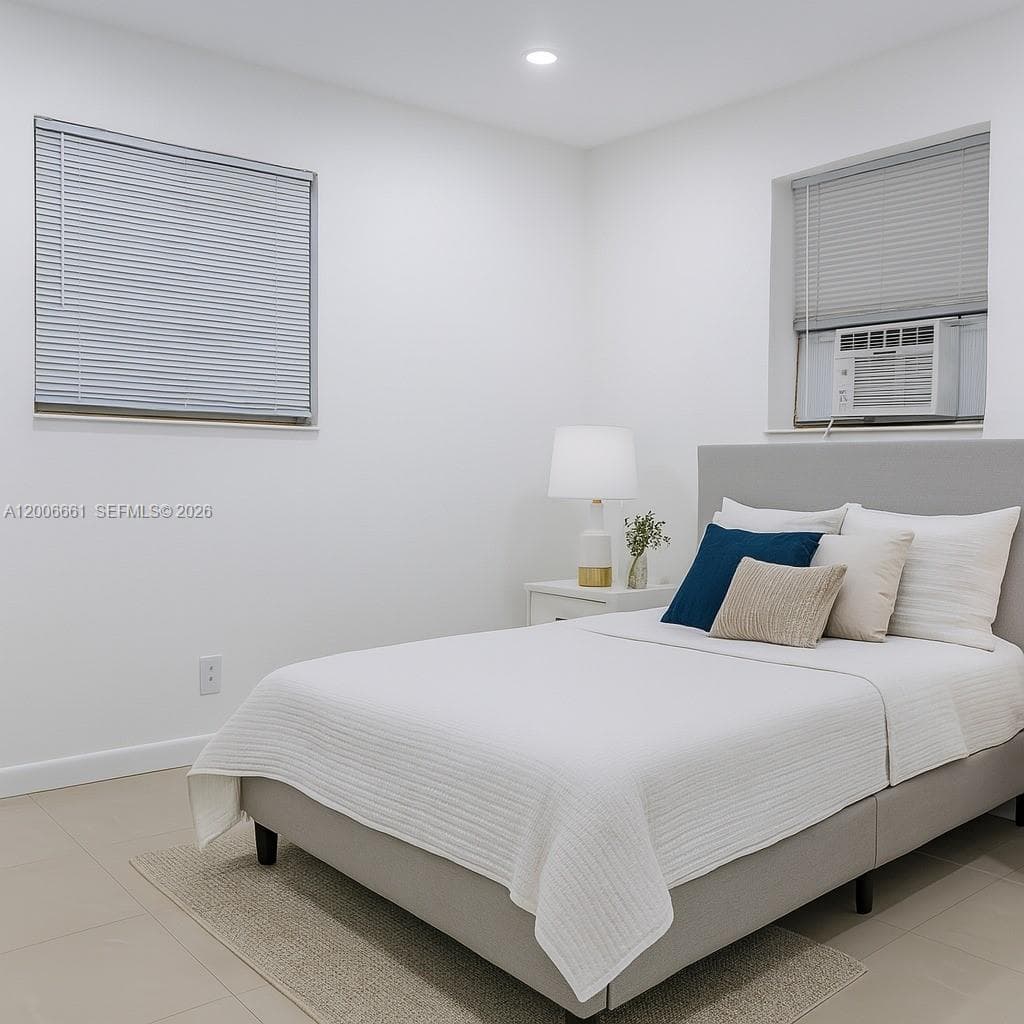1046 Foster Rd # 0, Hallandale Beach, FL 33009 photo 2