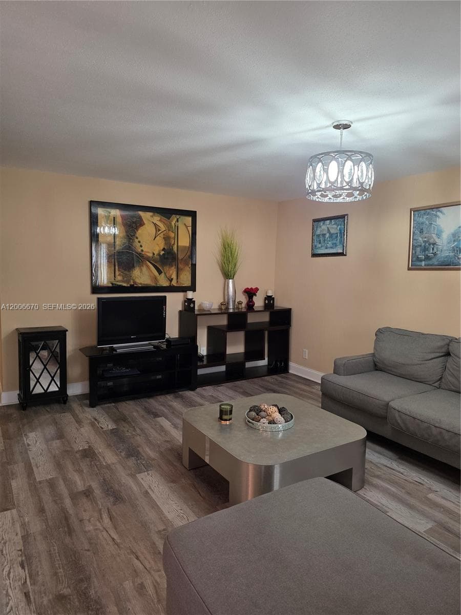 232 E Saxony E # 232, Delray Beach FL 33446 photo 3