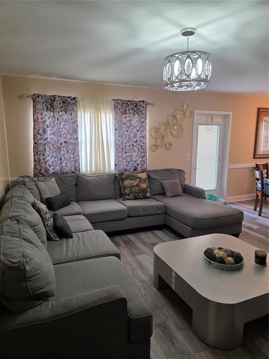 232 E Saxony E # 232, Delray Beach FL 33446 photo 4