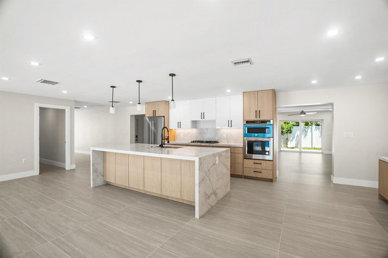 5496 NE 22nd Avenue, Fort Lauderdale FL 33308 photo 4