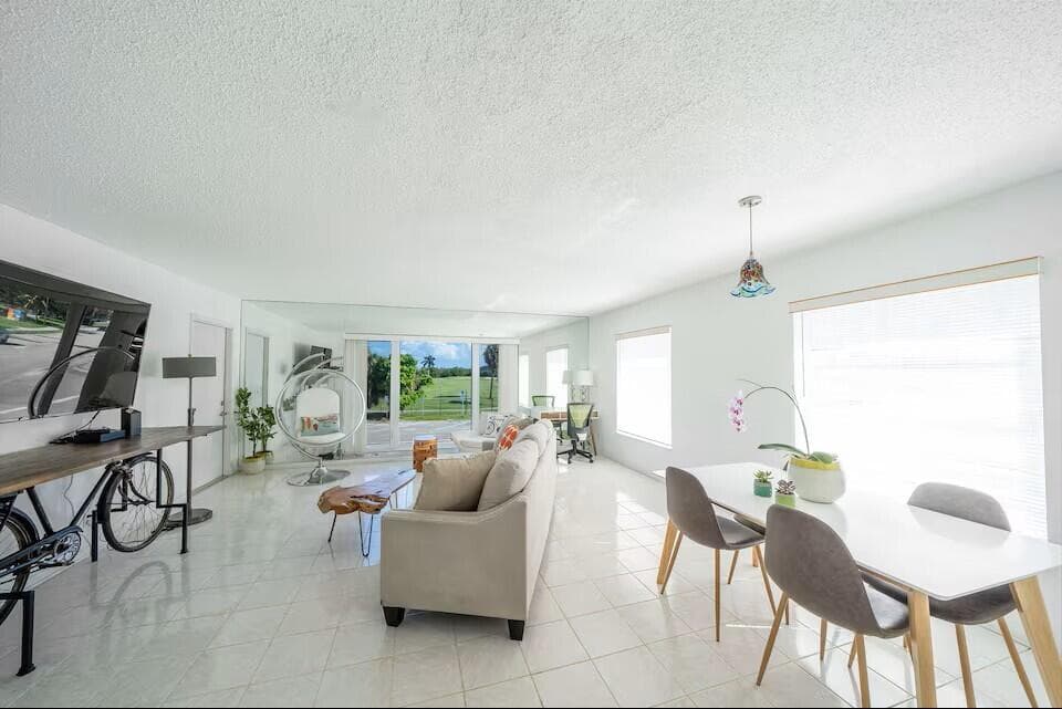 6 Lucerne Avenue # 3, FL 33460 photo 3